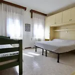 Апарт-отель Madrid Лидо-ди-Езоло