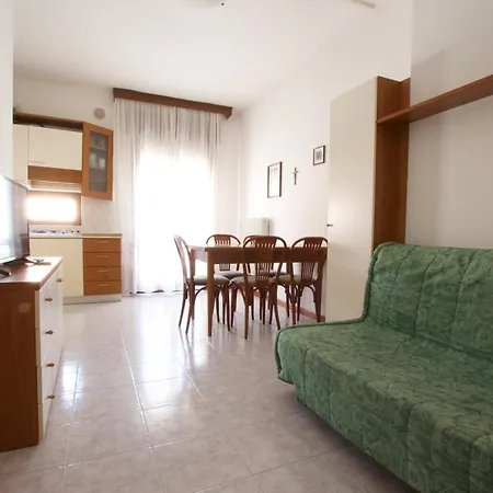 Lägenhetshotell Madrid Lido di Jesolo