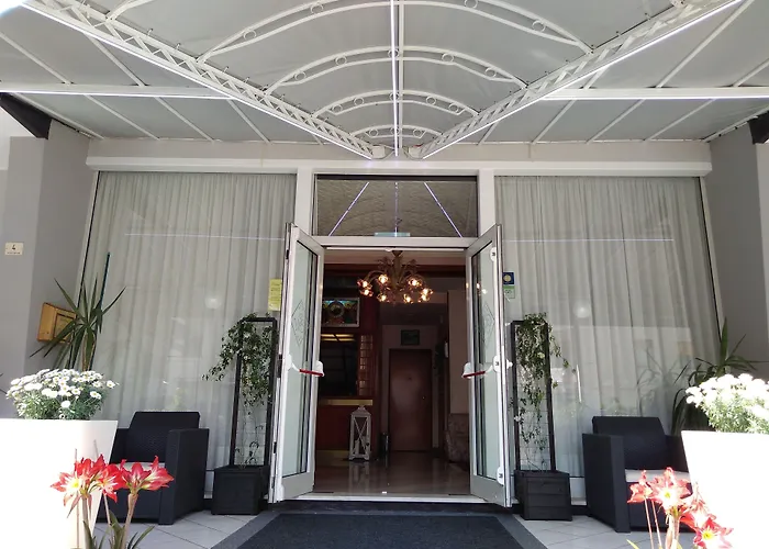 Madrid Apartahotel 3*