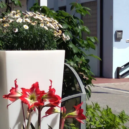 Madrid Apartahotel