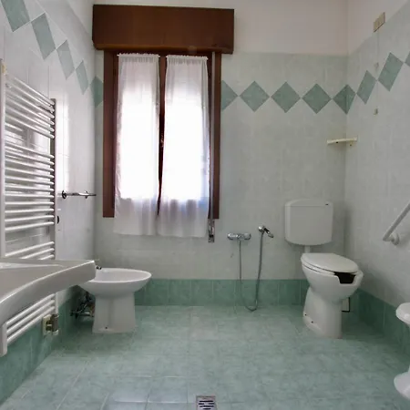 Madrid 3* Τζεσόλο Λίντο