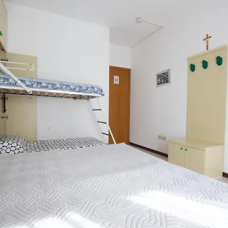 Ξενοδοχείο με διαμερίσματα Madrid